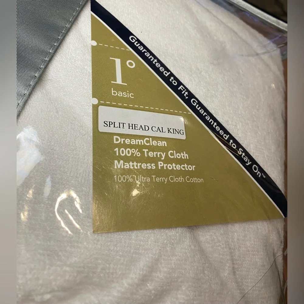Dream Fit DreamClean Terry Cloth Mattress Protector Split Head California King